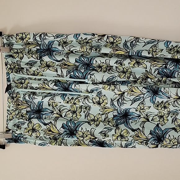 Beach Riot  Coastal Swim New Beach Riot Floral Pants Size Meduim - Picture 4 of 16